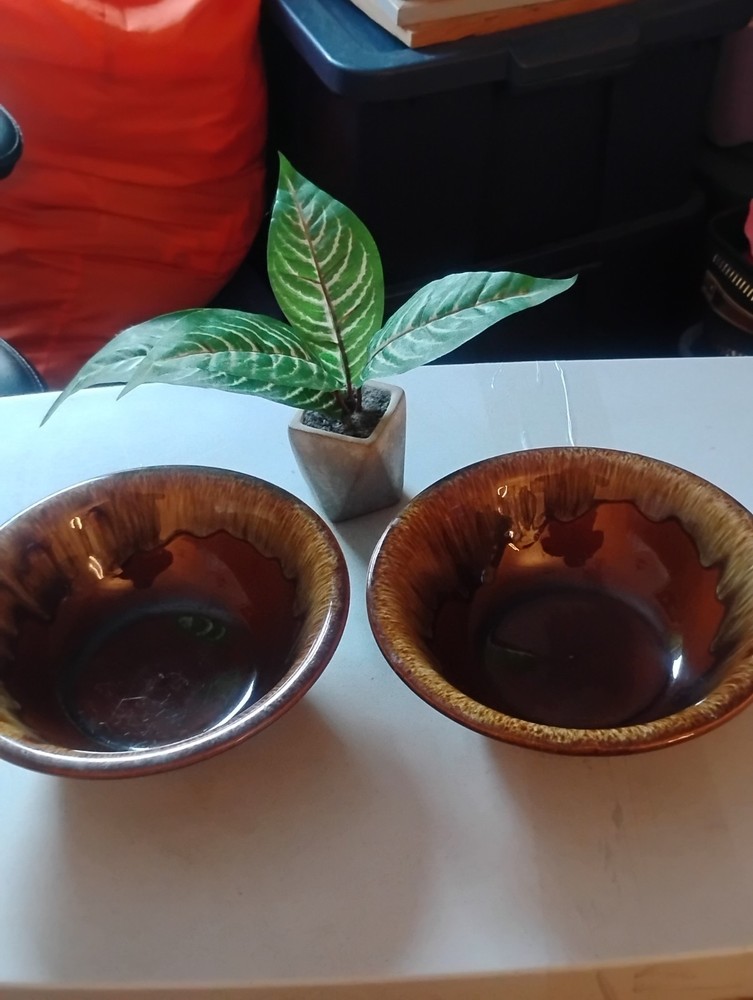 Set of 2 bowls McCoy and Hull Brown Drip