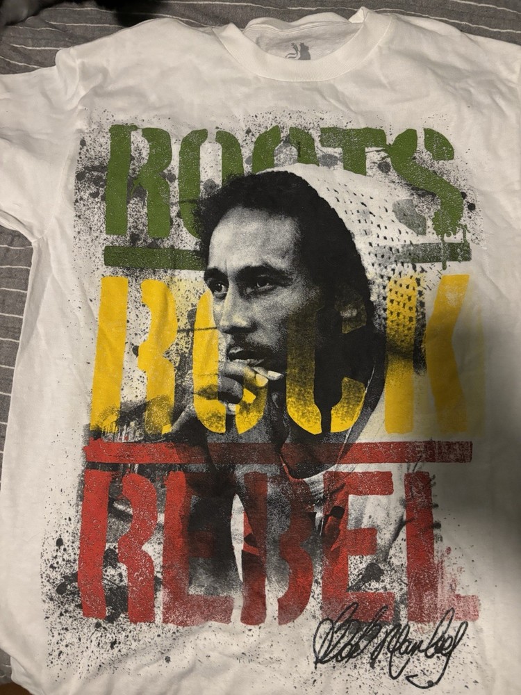 bob marley t shirt Size Medium, Zion