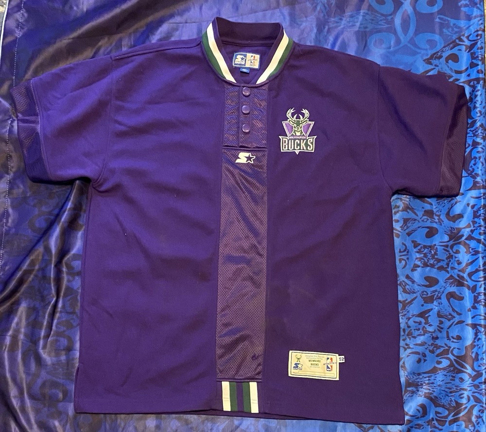 milwaukee bucks warm up jacket. Size XL/52