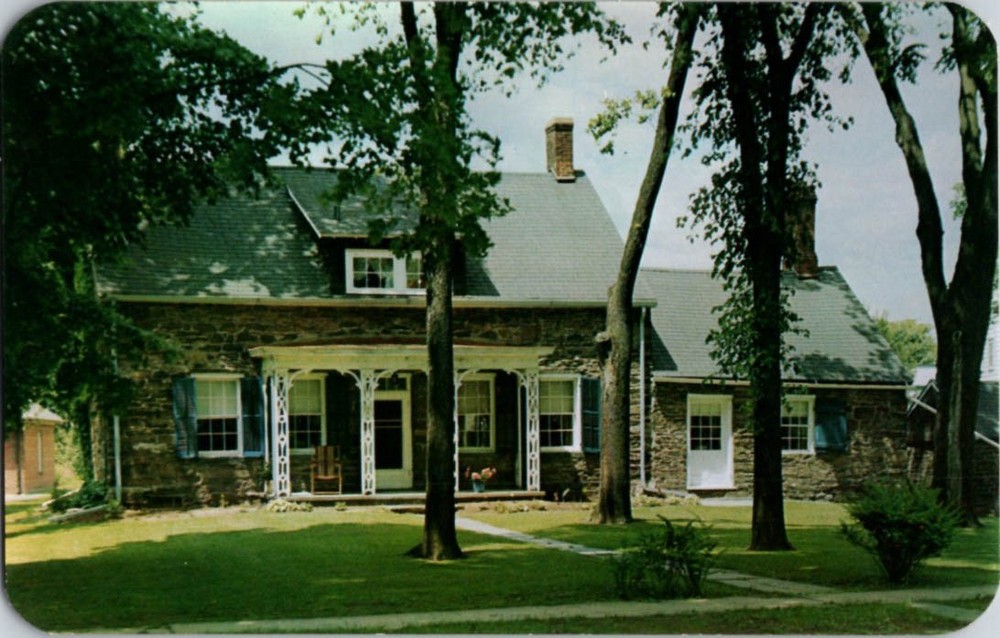 Saugerties New York NY : HOUSE SCENE m/14 BC8707