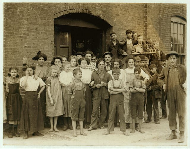 North Pownal Vermont Cotton Mill,Vermont,Child Labor,Lewis Wickes Hine,1910