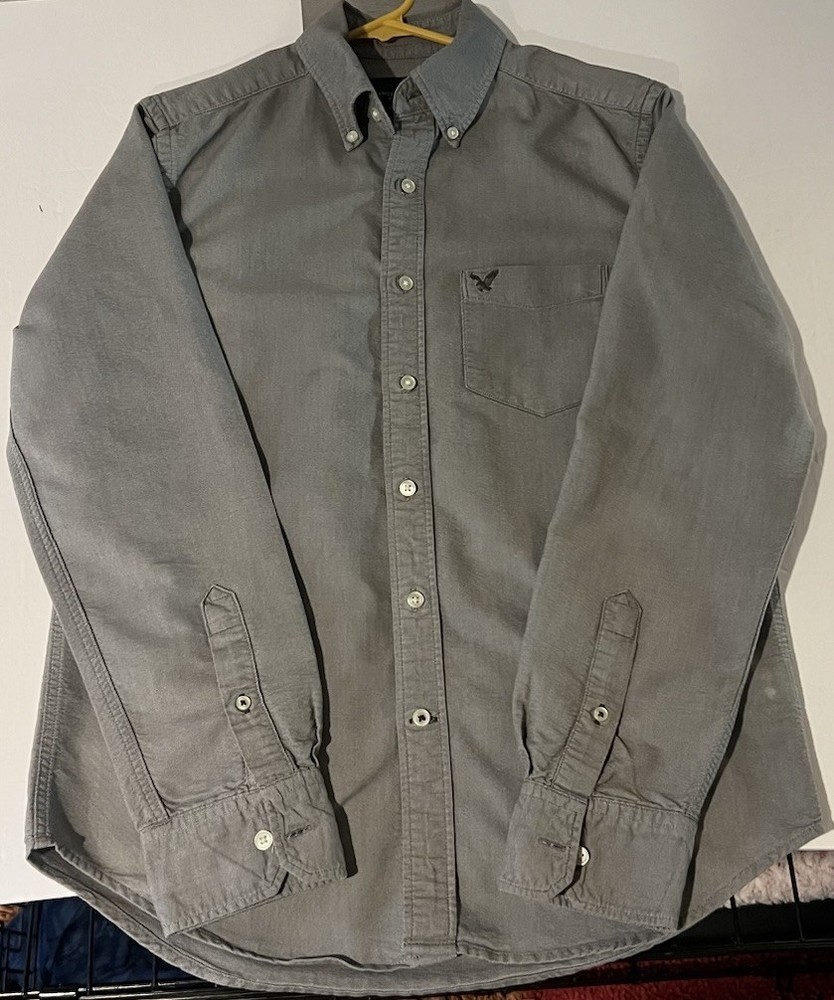 American Eagle Outfitters Men’s Size S Gray solid Button down Long Sleeve