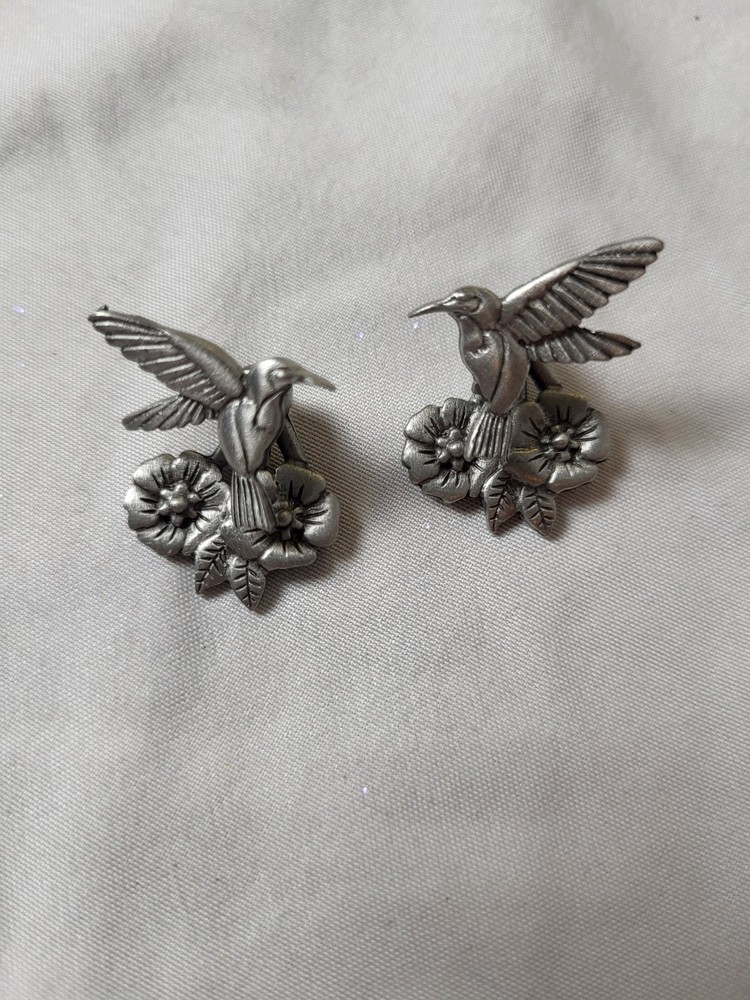 Vintage JJ Jonette Jewelry Hummingbird & Flower Pewter Post Earrings