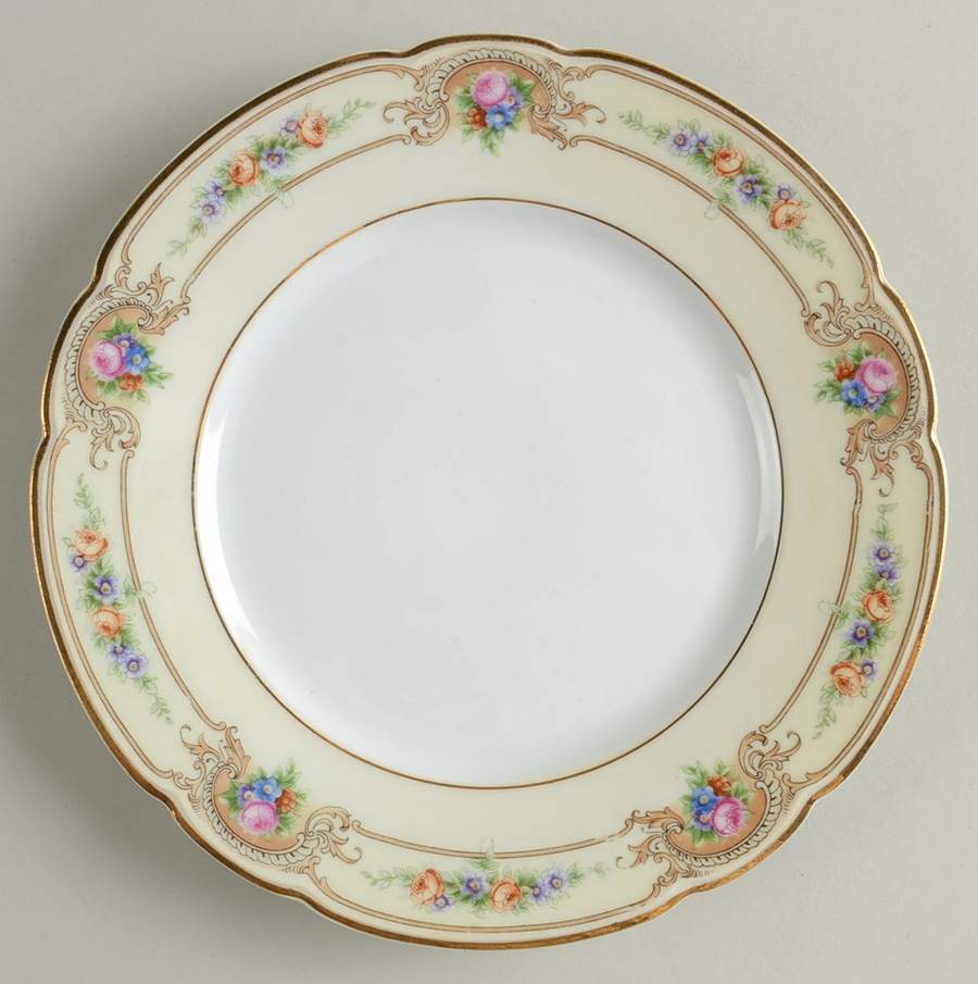 Hutschenreuther The Ascot Salad Plate 10656207