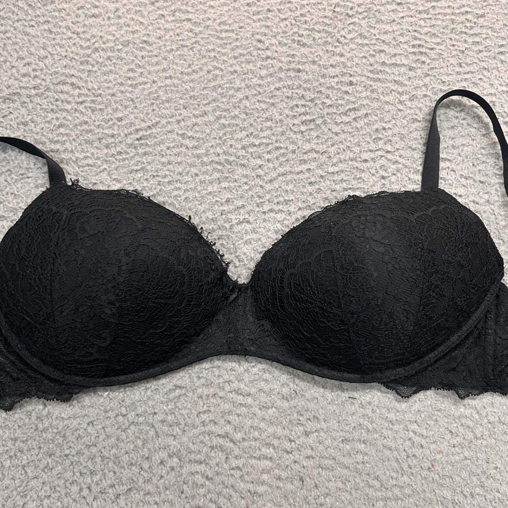 Victoria Secret Bra 36DD T-Shirt Bra Dream Angels Padded No-Wire  Black Lace