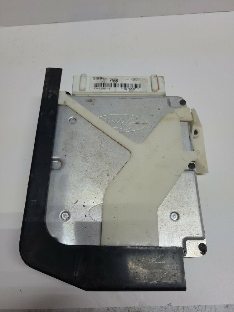 1990 - 1994 LINCOLN CONTINENTAL SUSPENSION COMPUTER CONTROL MODULE F30F3B494AB