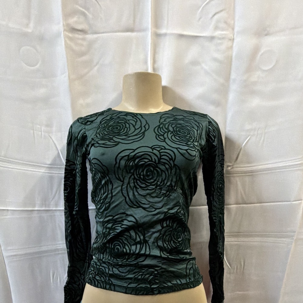Cheryl Creations Green Nylon Lycra Top, Long Sleeve Crew Neck Floral Pullover L
