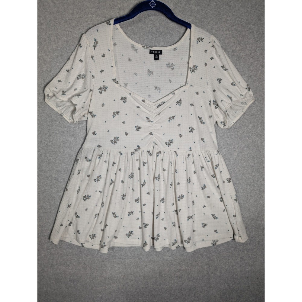 Torrid Womens Babydoll Top Sweetheart White Neck Ditsy Floral Size 0 Large S