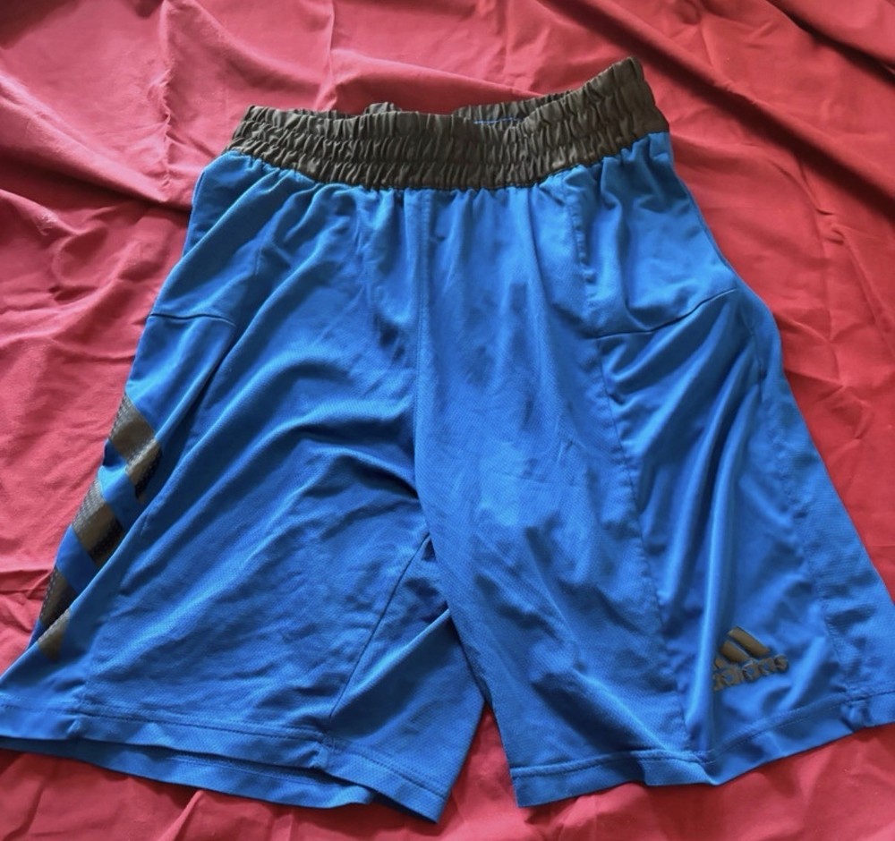 Adidas Men's Blue Basketball Shorts Size M Drawstring Elastic Waist Pockets