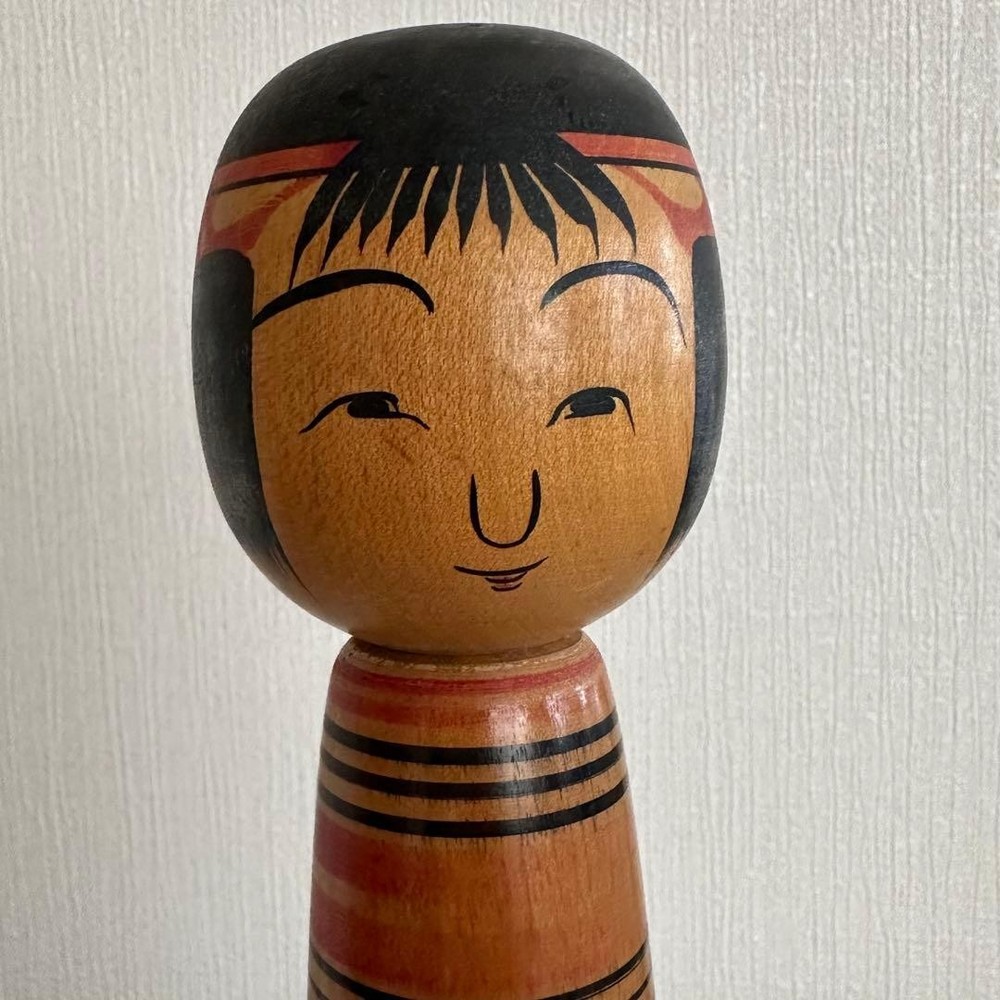 Kokeshi Traditional Wooden Doll 25cm Handcrafted Red Black Decoration