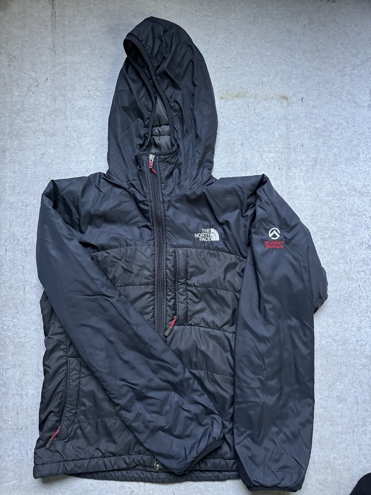 North Face Women’s Medium Black Puffer Summit Series Hooded Full Zip Vintage