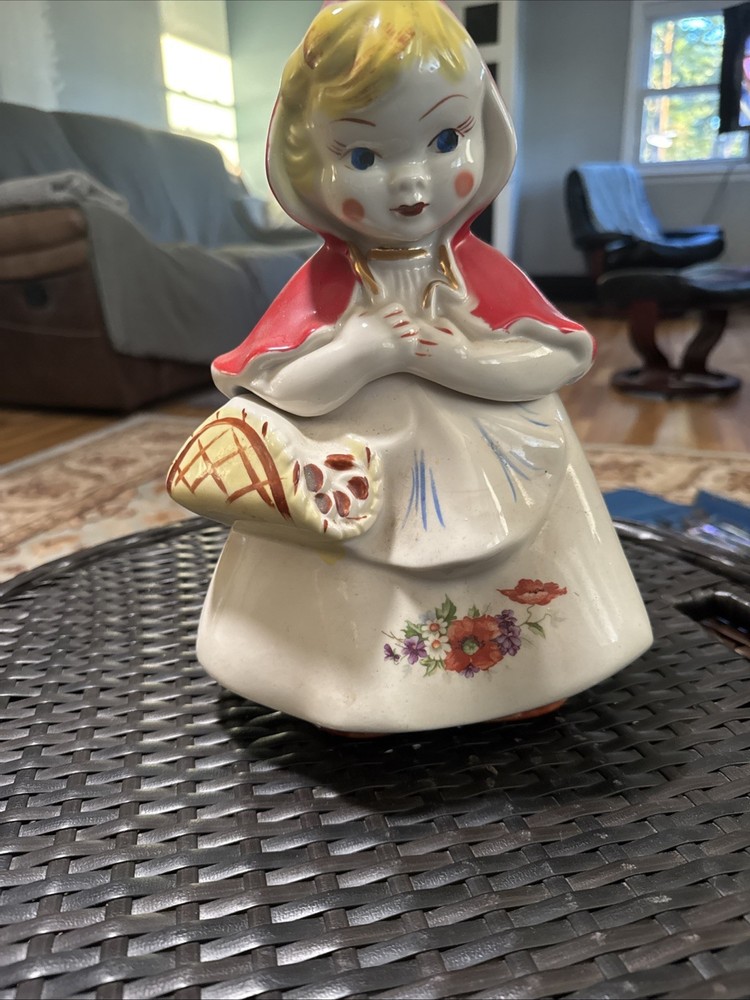 Vintage 1940's Hull-Ware Little Red Riding Hood Cookie Jar #967