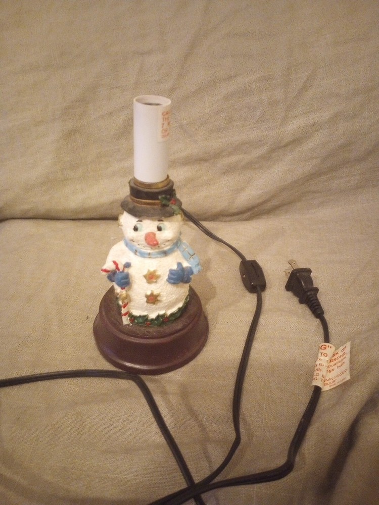 Adorable 11-Inch Snowman Night Light Christmas Star Holiday Decoration-image