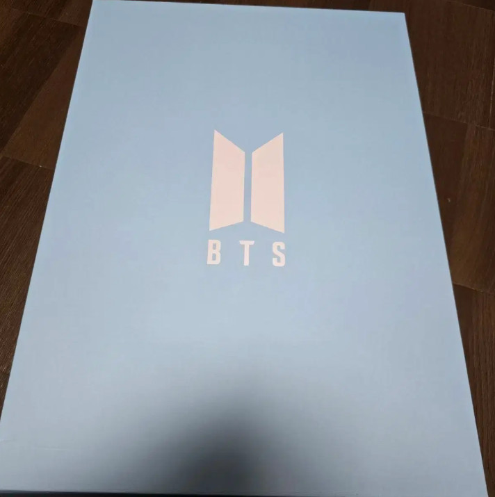 BTS MERCH BOX #4 ARMY Membership Official MERCH PACKAGE Full Set