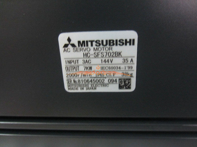 1PCS NEW MITSUBUSHI AC SERVO MOTOR HC-SF702BK