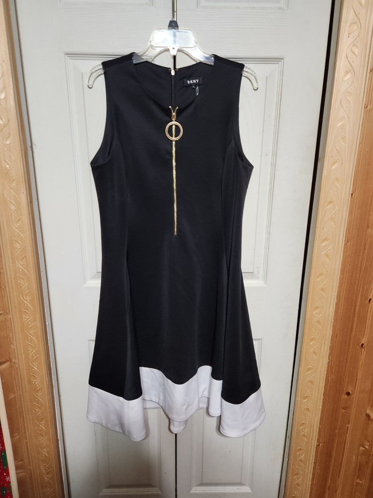 DKNY Dress Womens 12 Black Sleeveless Zip Front W/ 5”  White Hem Flare Dress