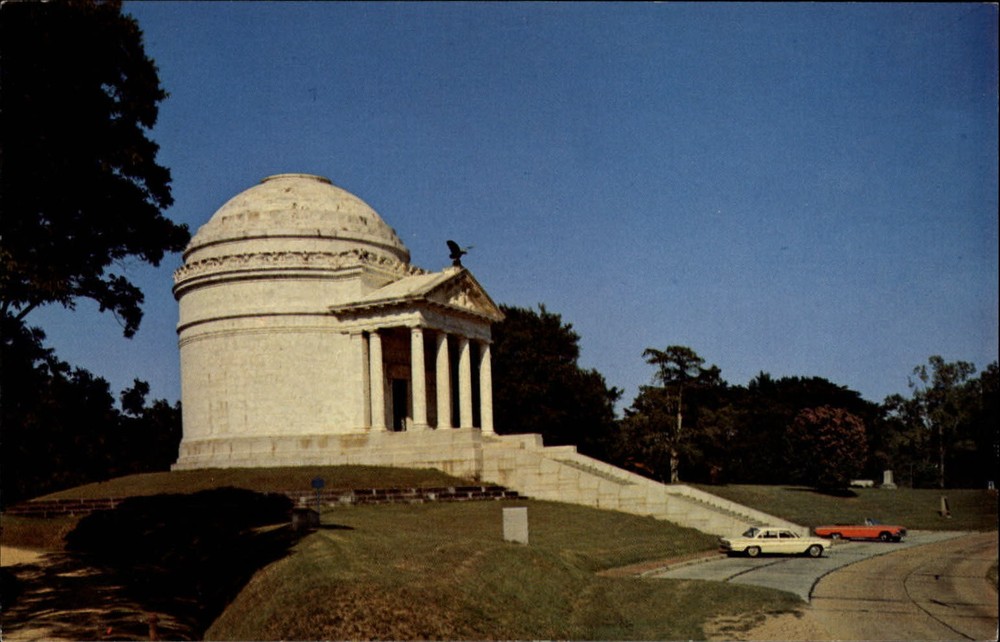 Mississippi Vicksburg Natl Military Park Illinois Memorial ~ 1950-60s postcard