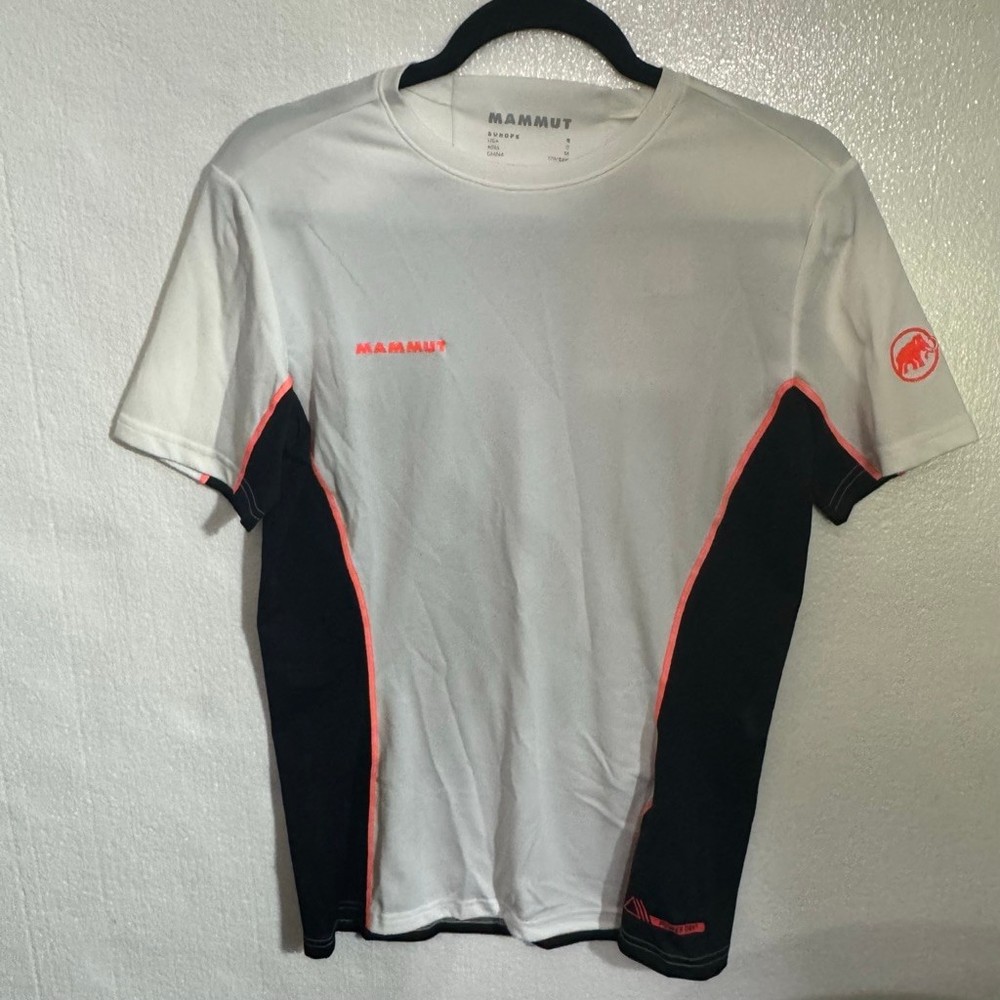 NWT Men's Mammut Sertig T-Shirt Size M White Black
