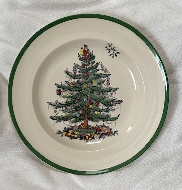 Spode Christmas Tree Dinner Plate Green Border Holiday 10.5