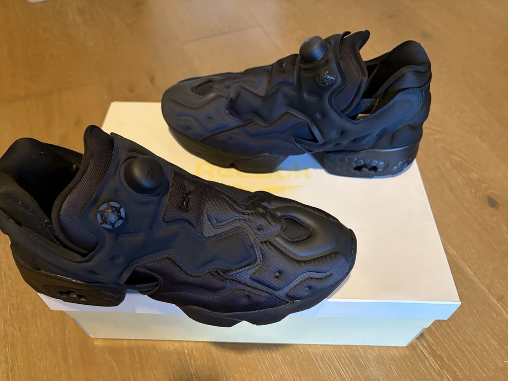 Reebok Instapump Fury Black Pump Men's Athletic Sneakers Running Walking