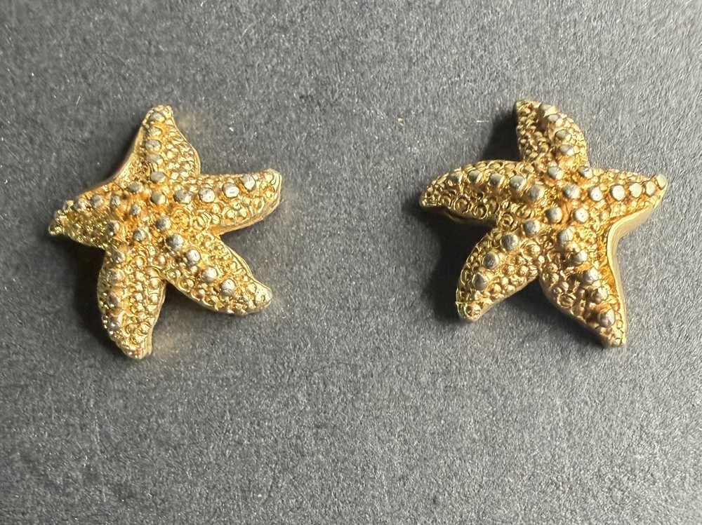Vintage Pair of Monet Textured Star Fish Stud Earrings Gold Tone