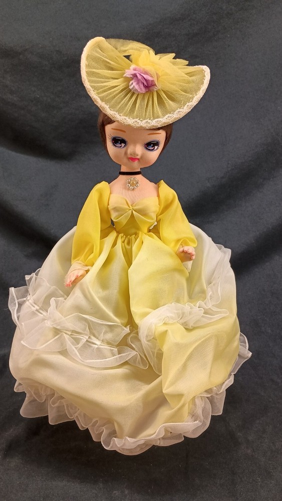Vintage Artmark Bradley Doll Dark Hair Big Eye F Victorian Doll Yellow Dress 13