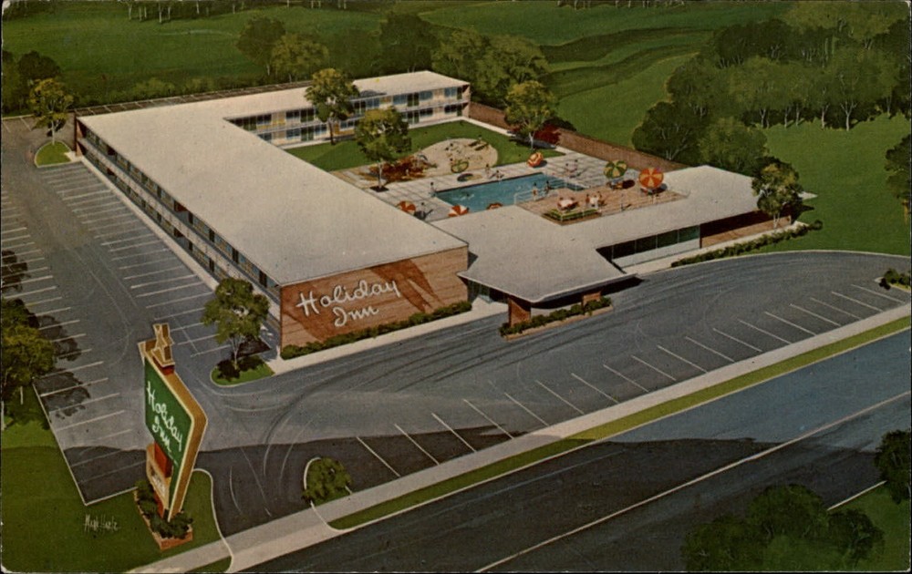 Blytheville Arkansas holiday Inn swimming pool aerial view ~ unused postcard