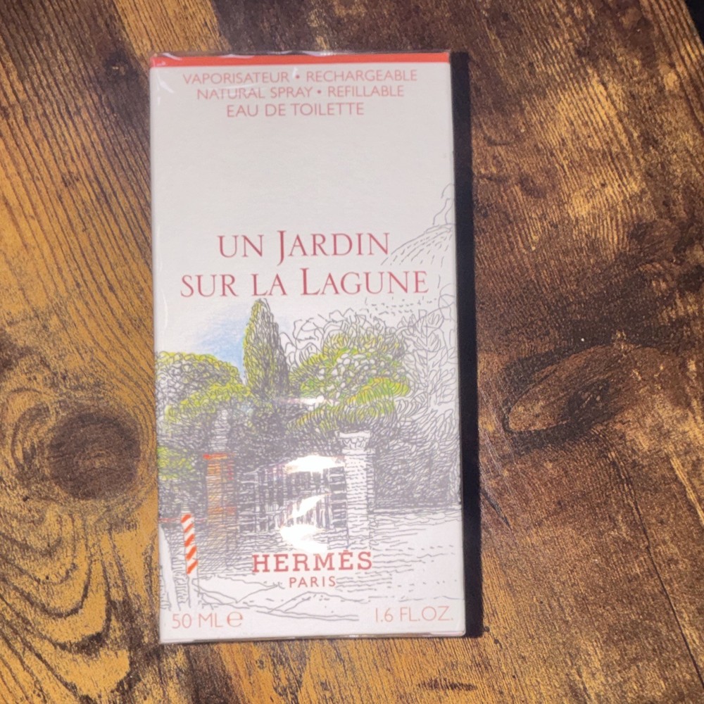 HERMÈS Un Jardin Sur La Lagune Eau de Toilette Spray 1.6 fl oz Refillable