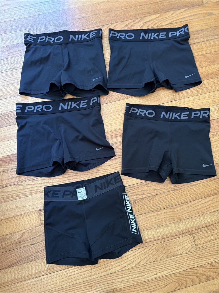 Nike Pro Womens Dri-Fit Black Performance Shorts Sz Medium EUC 2.5’ 6 total