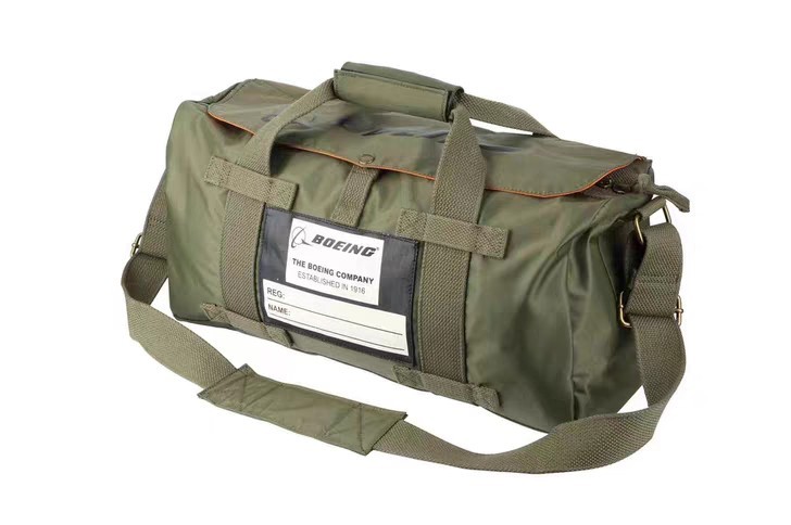 Boeing Red Canoe Gym Stow bag/aviator pilot duffel weekender travel bag