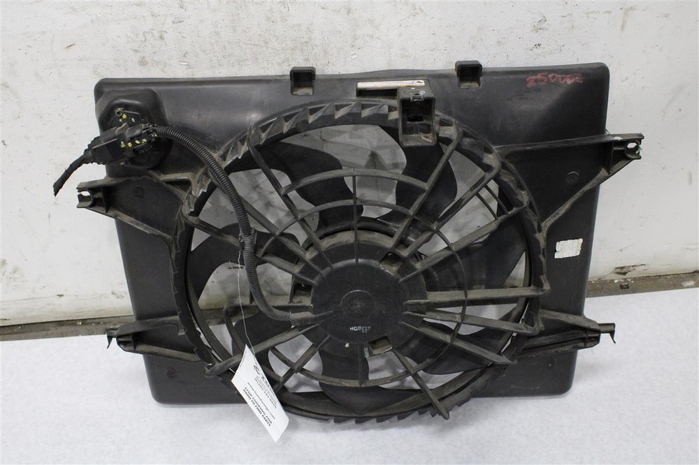 Used Engine Cooling Fan Motor fits: 2012 Hyundai Sonata Fan Assembly VIN C 8th d