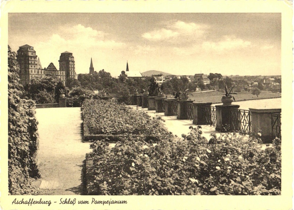 View of Schloss Johannisburg, Aschaffenburg, Bavaria, Germany Postcard