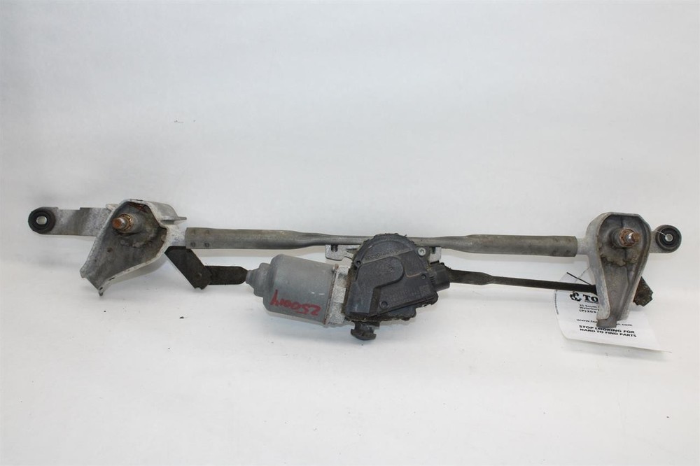Used Windshield Wiper Motor fits: 2011 Subaru Forester assembly Grade A