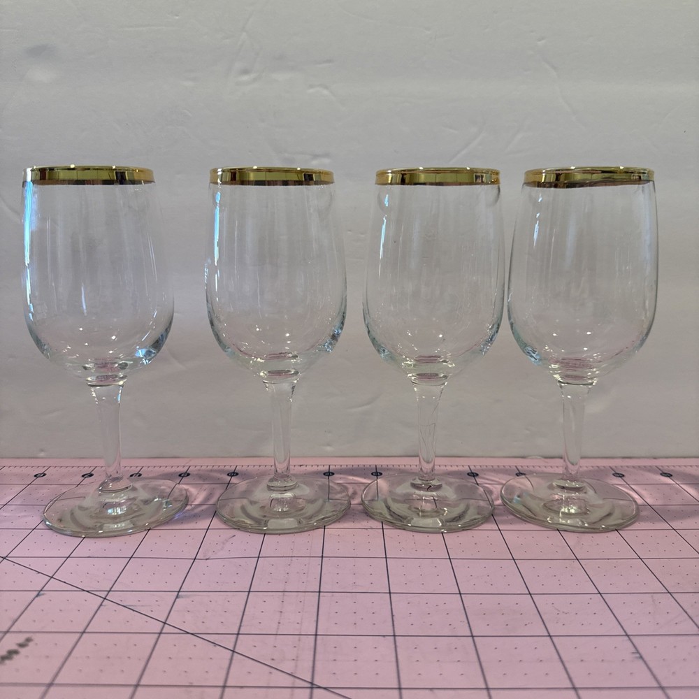 Vtg Set of 4 Stemmed Wine Goblets 6” Gold Rim Clear Glass 5 oz Circa 1980s
