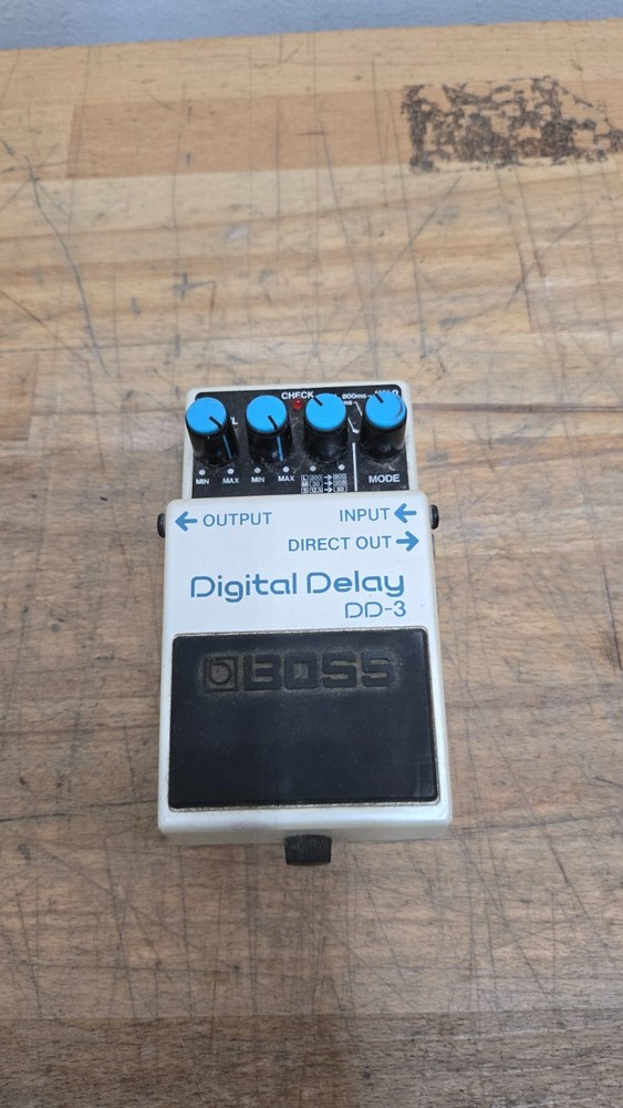 Boss DD-3 Digital Delay Guitar Effect Pedal *PEDAL ONLY*