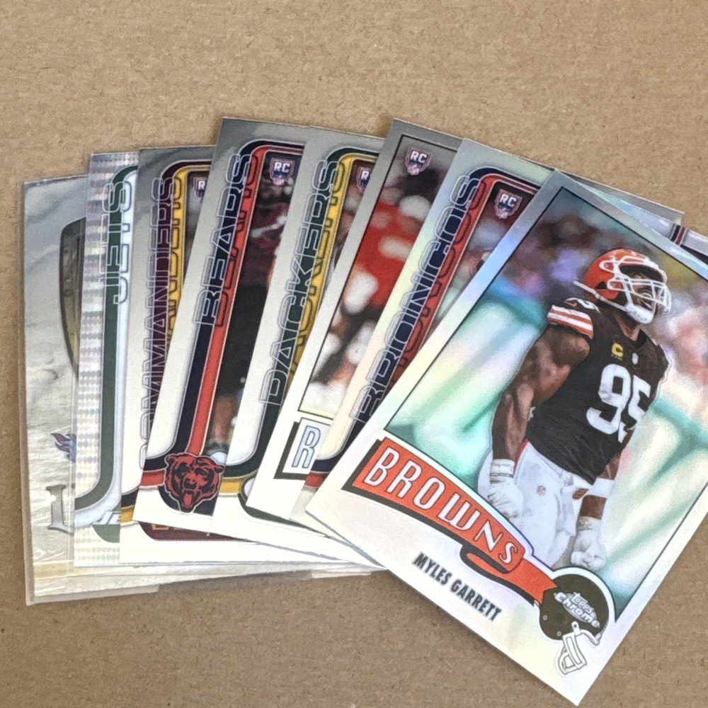 Topps chrome 2025-26 nfl 8-cards lot.