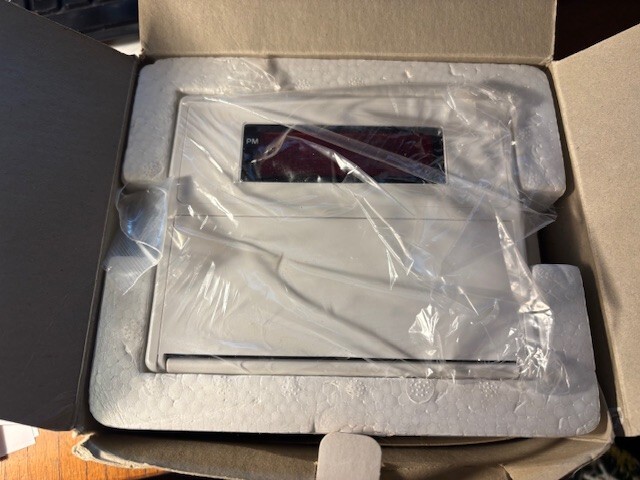 Leviton 6312-W Wall Mounted Programmable Red Line Controller, Electronic Control
