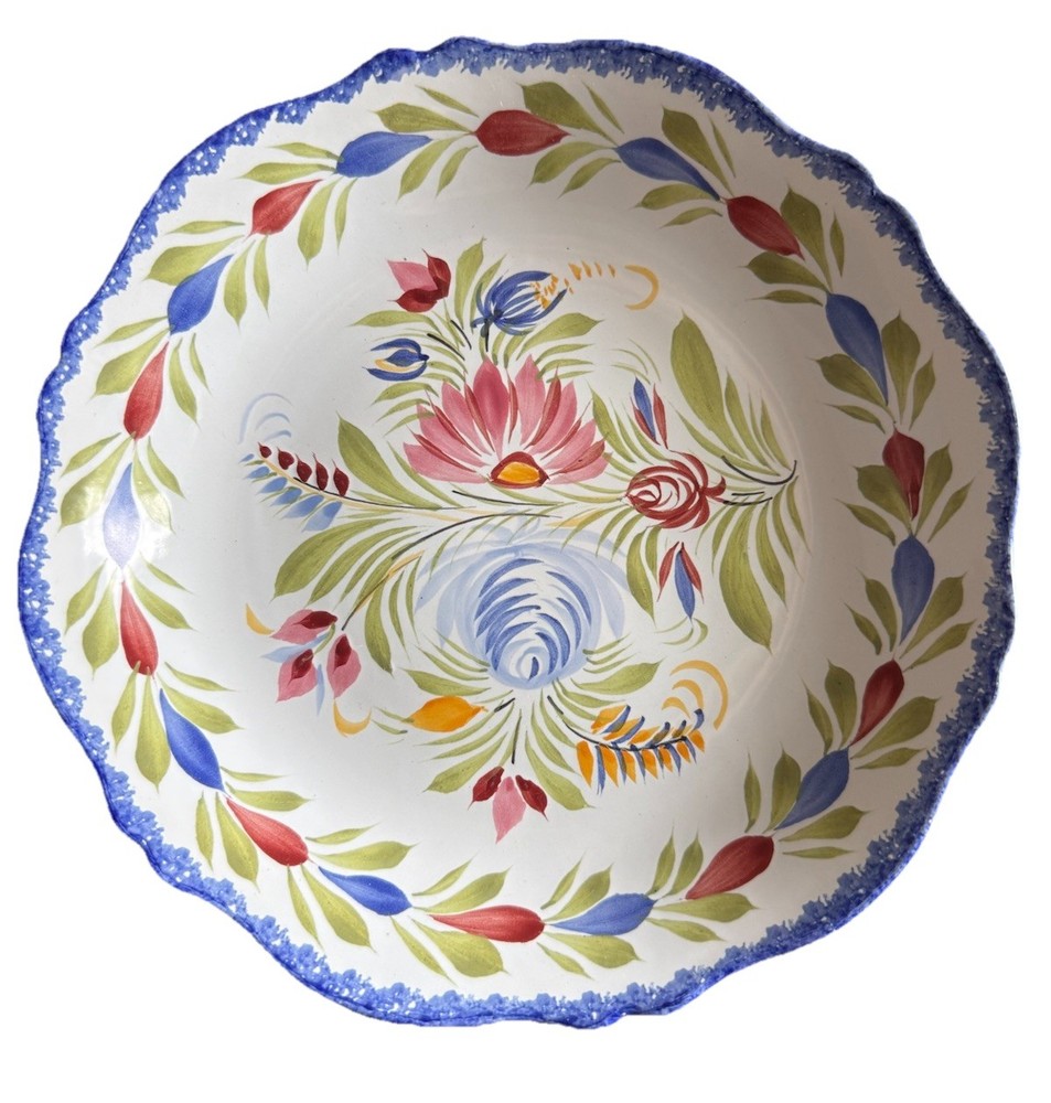 HB Henriot Quimper Fleuri Royal Scalloped Soup Bowl 8 3/8” Hand Painted France
