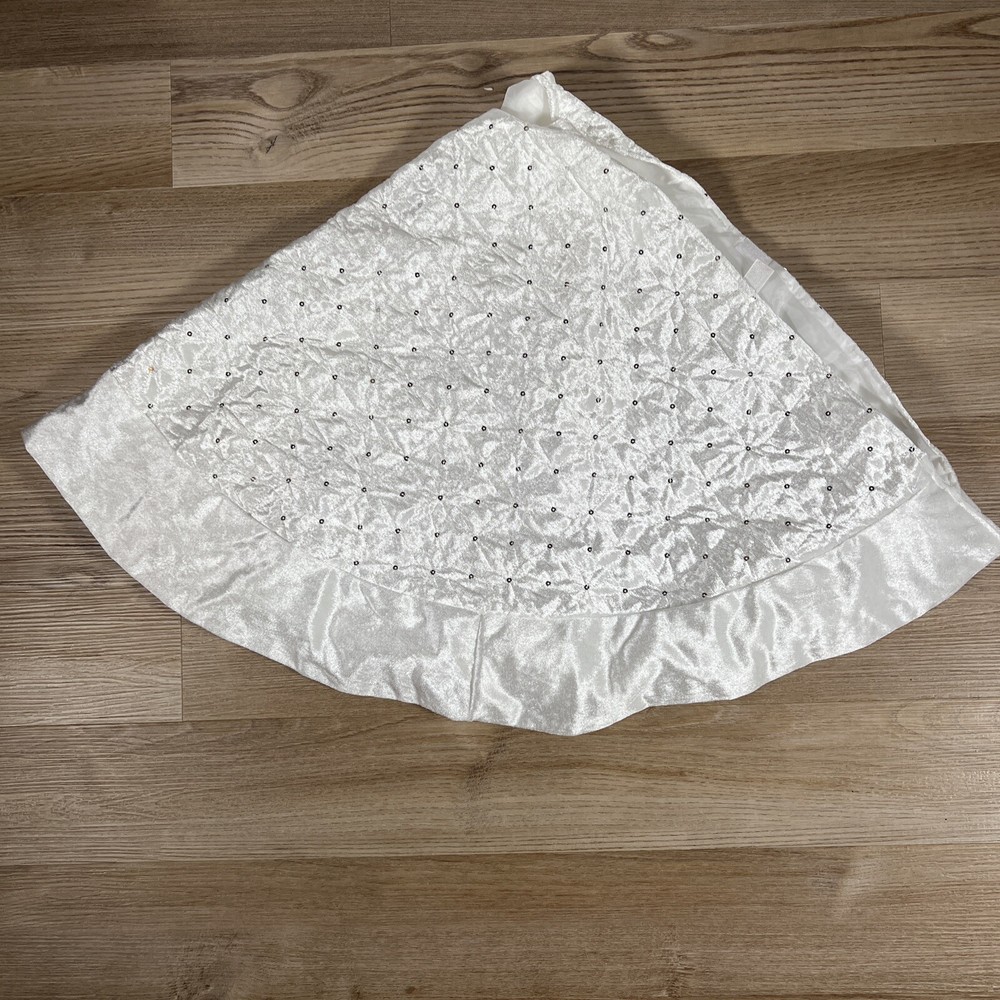 White Christmas Tree Skirt Silver Sparkle  Accent Hook Loop Closure Walmart 48