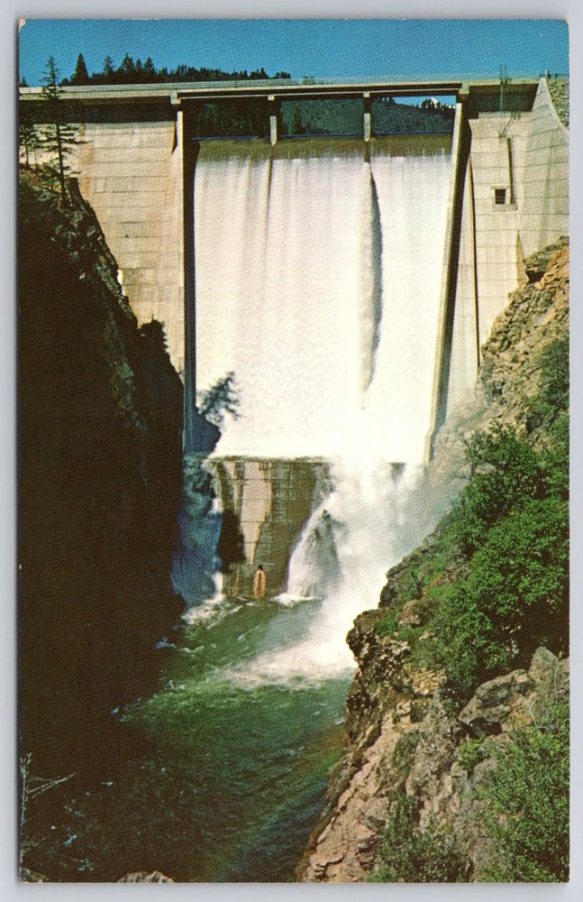 Box Canyon Dam MT Shasta California Chrome Postcard Eastman's Studio