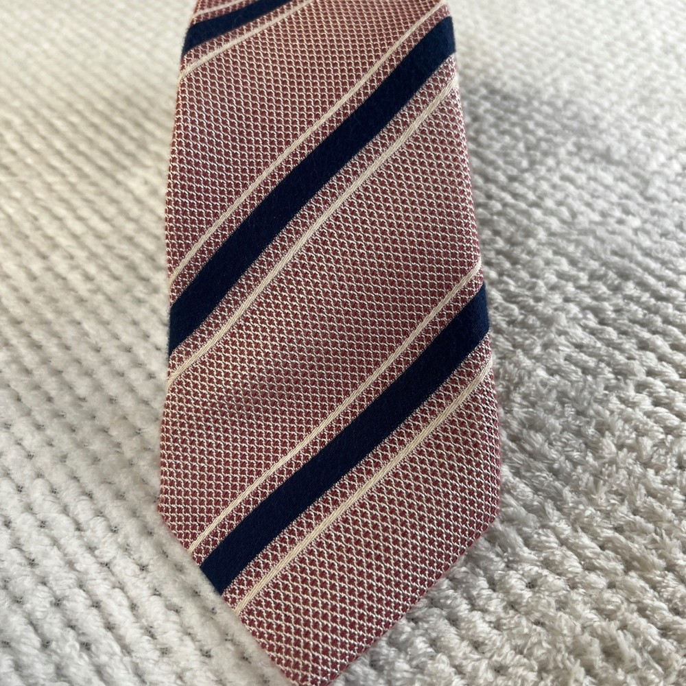 Charles Tyrwhitt Mens Red Navy Stripe Cotton Silk Tie Made in Italy Handmade