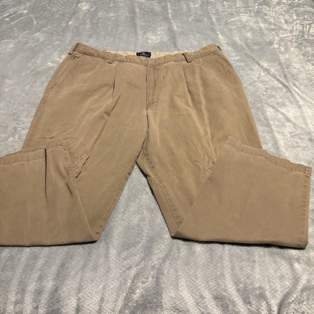 Dockers Men's Khaki Pants Size 40x29 D4 Relaxed Fit Flat Front Dark Tan/Brown