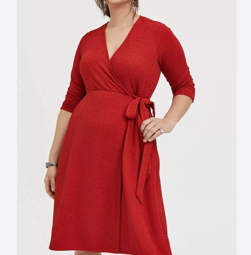 Torrid Textured Surplice Above Knee Wrap Dress Red Terracotta Size 3X