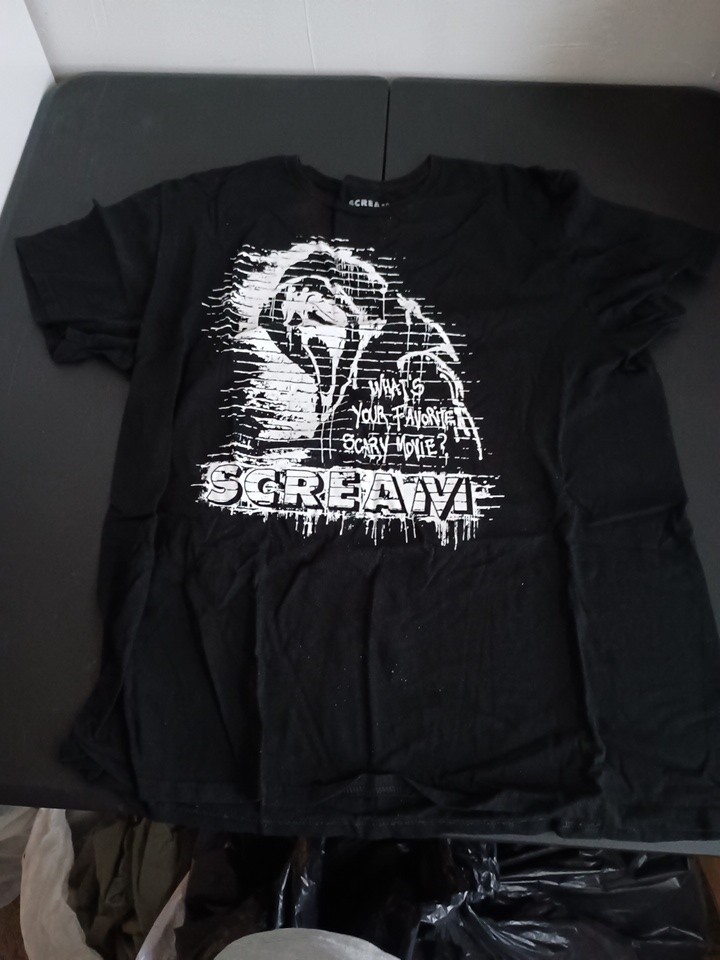 Scream 6 Ghostface black XL What's Your Favorite Scary Movie Graphic Print Shirt