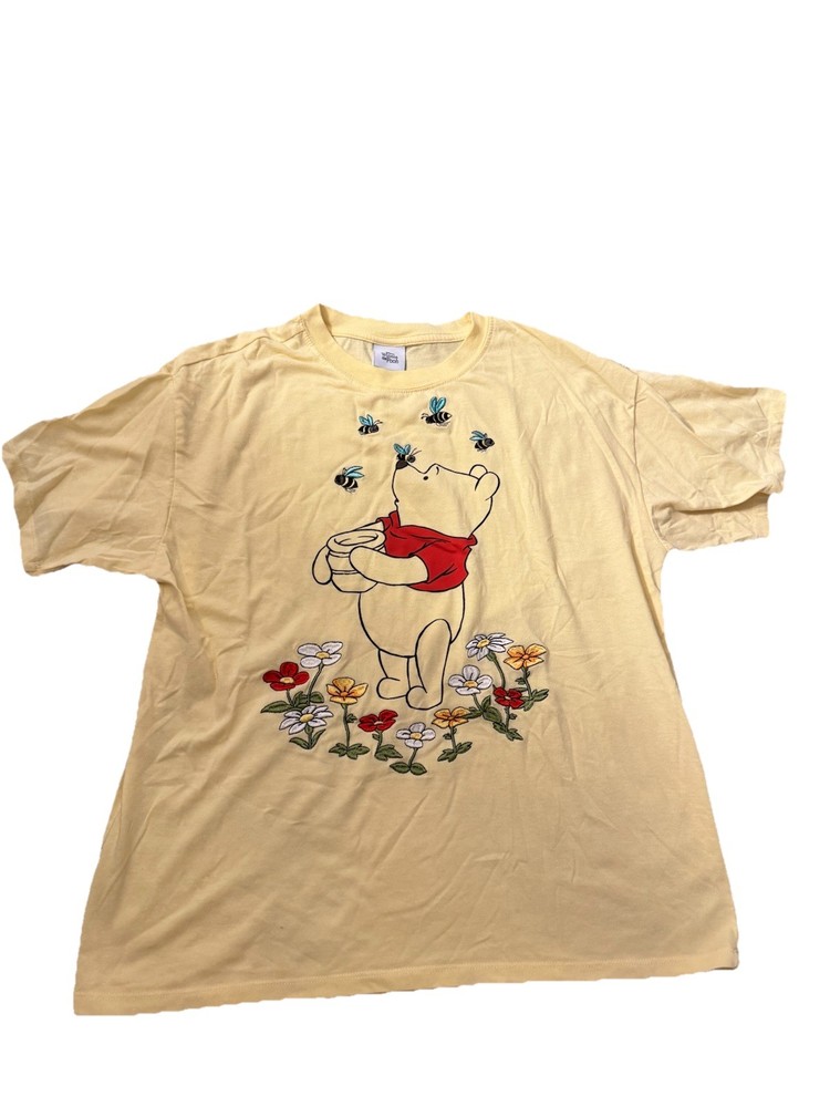 Disney Winnie The Pooh Embroidered Graphic Tee for Women Size Large