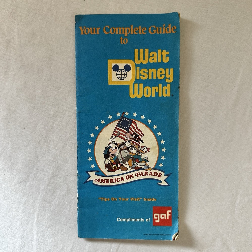 Walt Disney World Magic Kingdom 1975 VTG Guide Book Collector Rare, Marks!