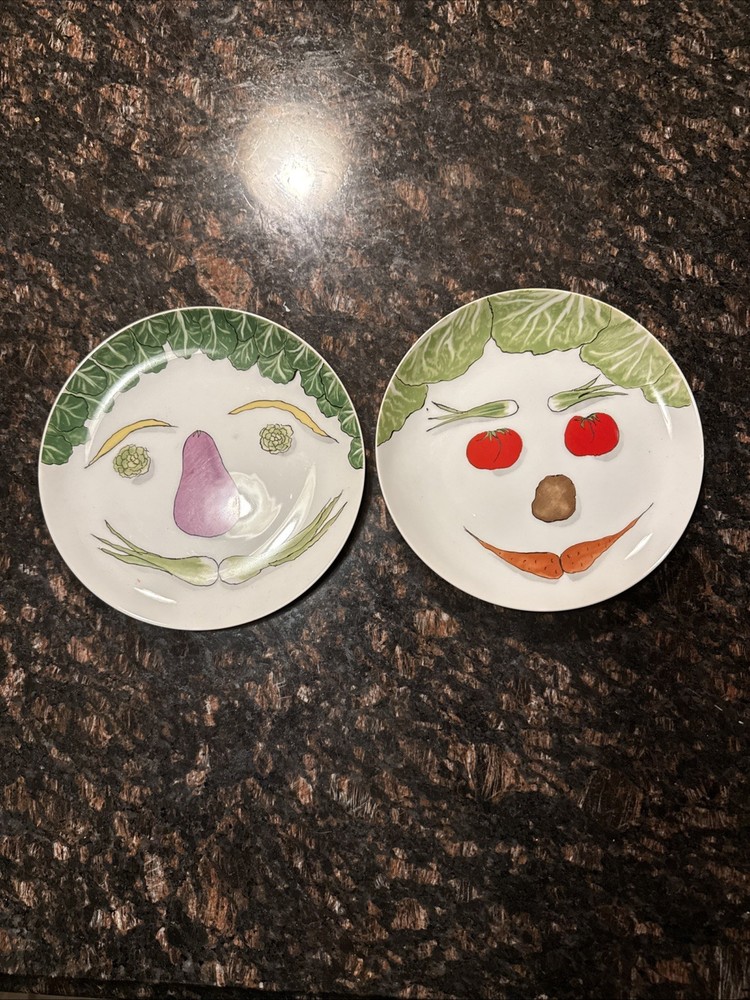 Franci Taste Setter Pr 2 Veggie Face Plates 7 5/8”D Rnd Villa Vanilla Palm Beach