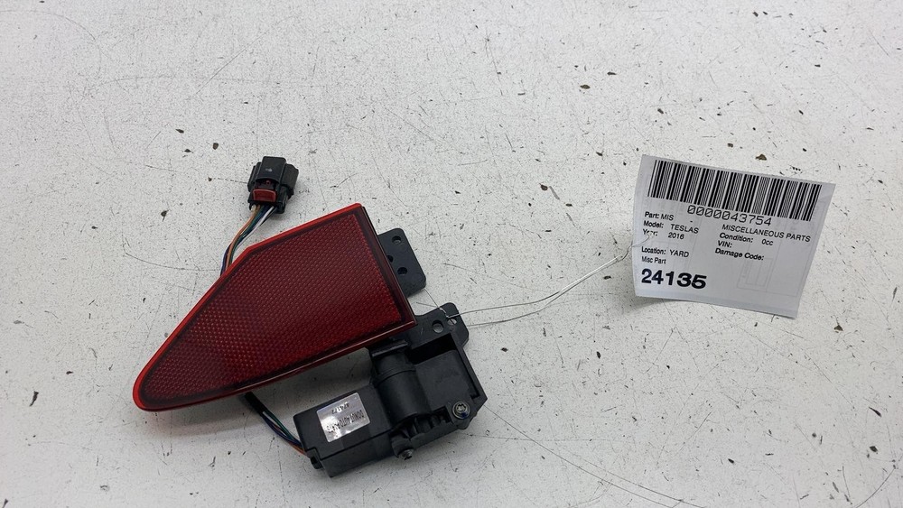 2012-2020 Tesla Model S X Left Rear Driver Side Taillight with Charge Reflector
