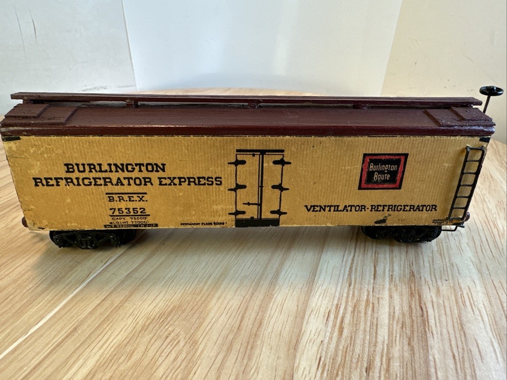 Vintage Varney Ho Scale Wooden Assembled Burlington Route Refrigerator Express