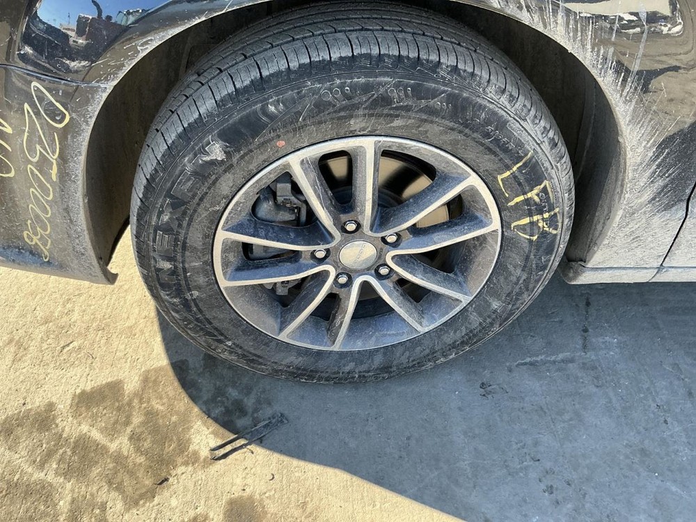 Wheel 17x6-1/2 Aluminum 10 Spoke Individual Spokes Fits 16-18 CARAVAN 4801089